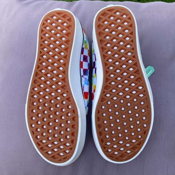 NWT Vans ComfyCush Era Tie-Dye Checker Rainbow Skate Sneaker Shoe M4.5/W6 721356 - Picture 6 of 12
